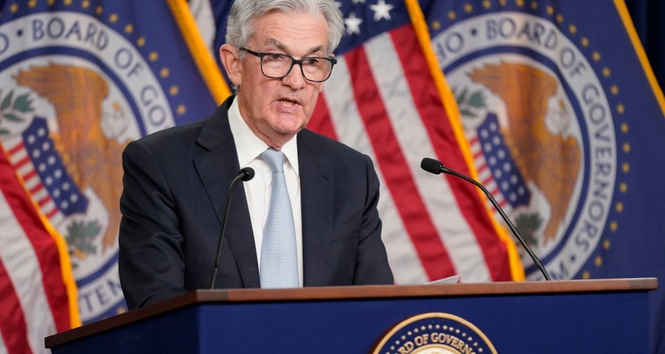 ФРС США раздумывает о возможном приостановлении повышения процентных ставок