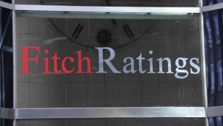 Fitch до 15 апреля отзовет рейтинги российских компаний