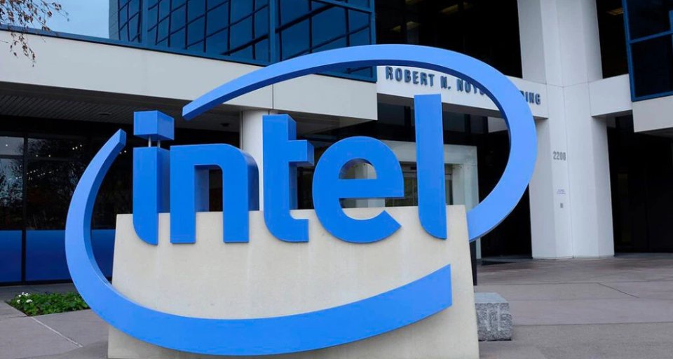Компания Intel останавливает деятельность в России и Белоруссии