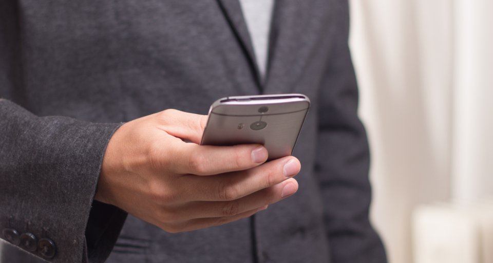 SMS-оповещения о кредите от Сбербанка: что они означают и как ими пользоваться