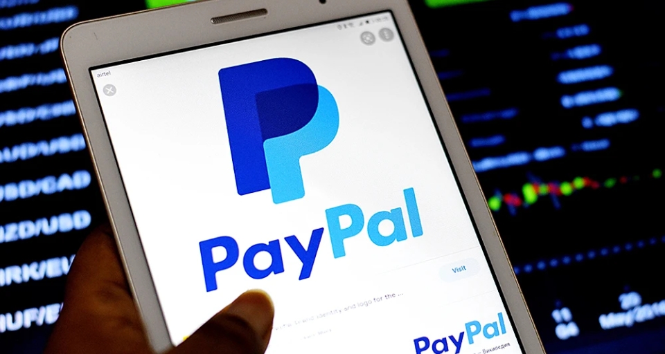 PayPal попросила россиян вывести деньги со счетов