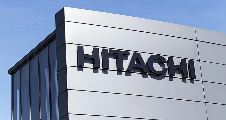 Hitachi останавливает свою деятельность в России