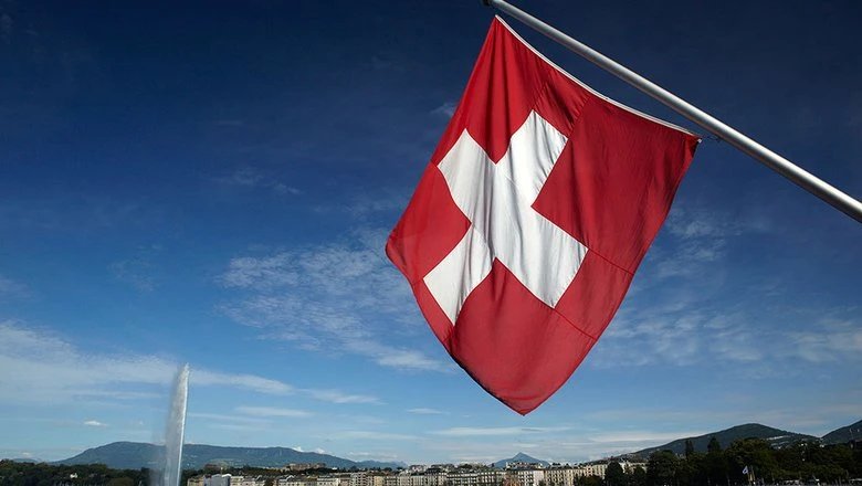 Власти Швейцарии заблокировали активы РФ на сумму свыше $8 млрд