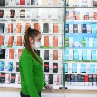 Россияне начали скупать смартфоны из-за угрозы новых санкций