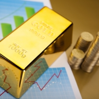 Инвестиции в золото: преимущества, риски и стратегии