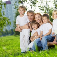 Права и льготы многодетных семей в Москве: полный гид и актуальные новости