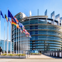 Брюссель обещает расширить преимущества членства в ЕС для стран Западных Балкан