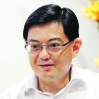 Сингапурский министр посоветовал инвесторам держаться подальше от криптовалют