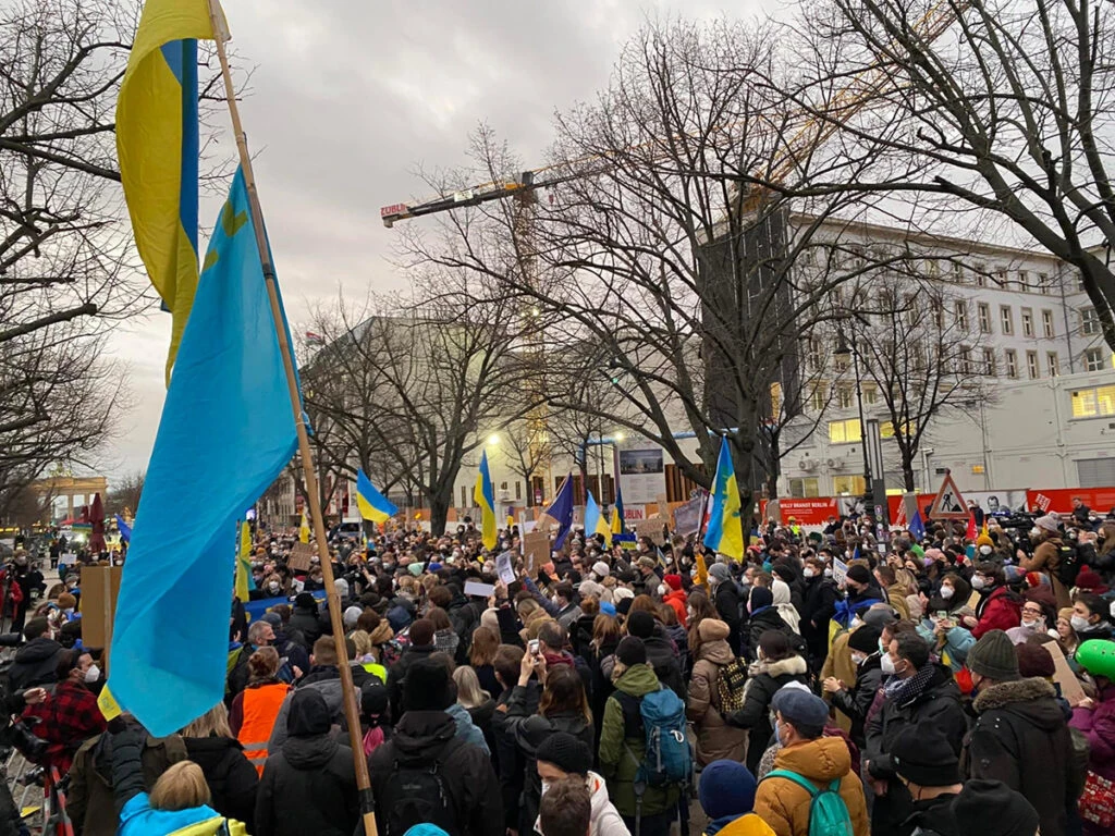 Митинги в поддержку украины. Украинские митинги в Германии. Митинги в Украине 2014. Митинги в Украине сейчас. Киев 2014.